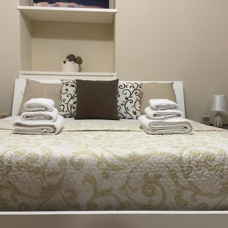 Appartamento Fontanella Deluxe Бриндизи Экстерьер фото