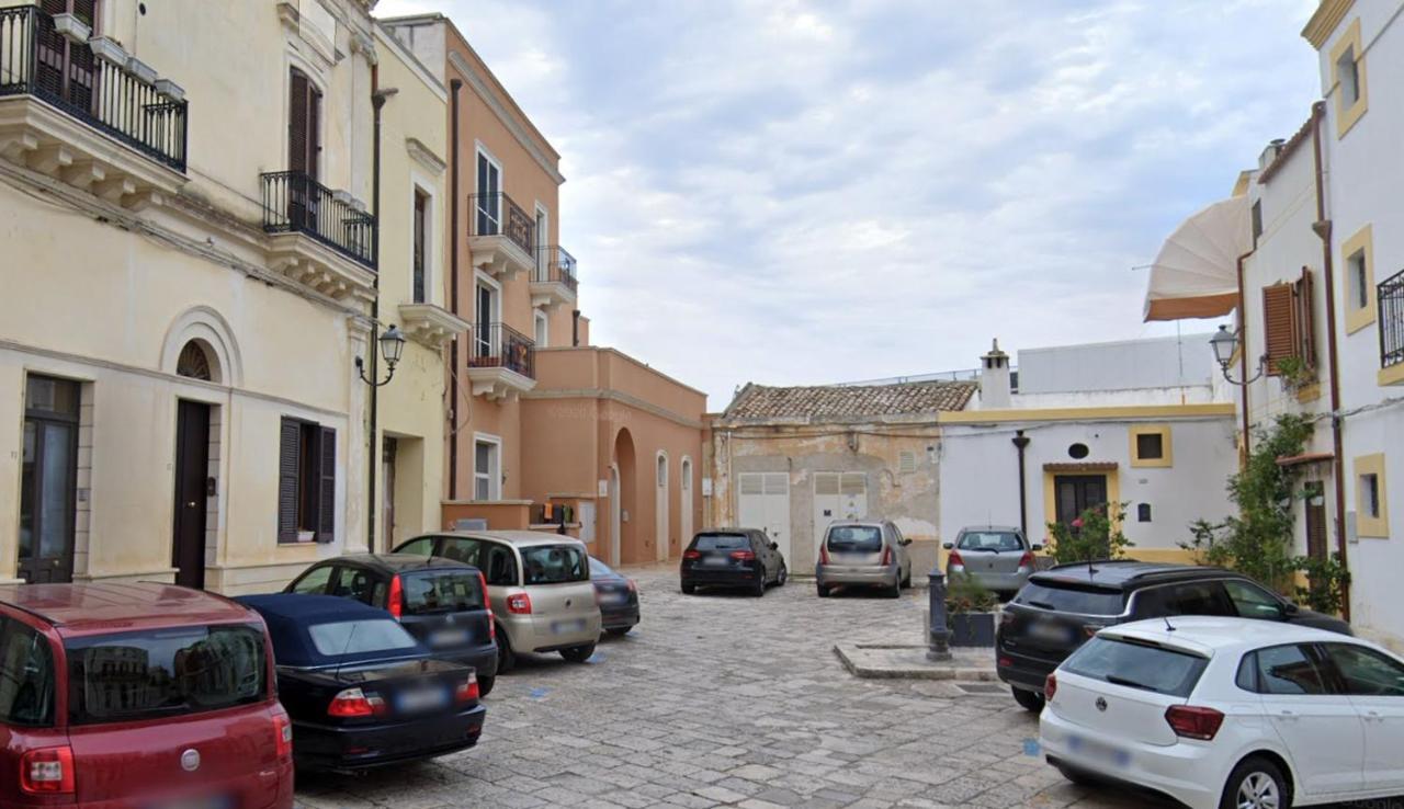 Appartamento Fontanella Deluxe Бриндизи Экстерьер фото